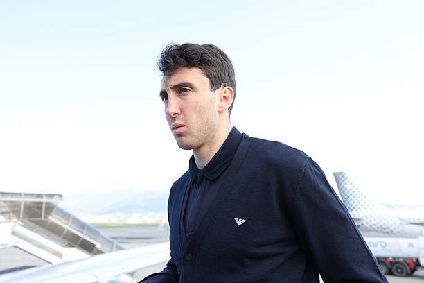  市场估值的动态演变：从坎比亚索转会传闻看意甲边后卫溢价逻辑 体育新闻