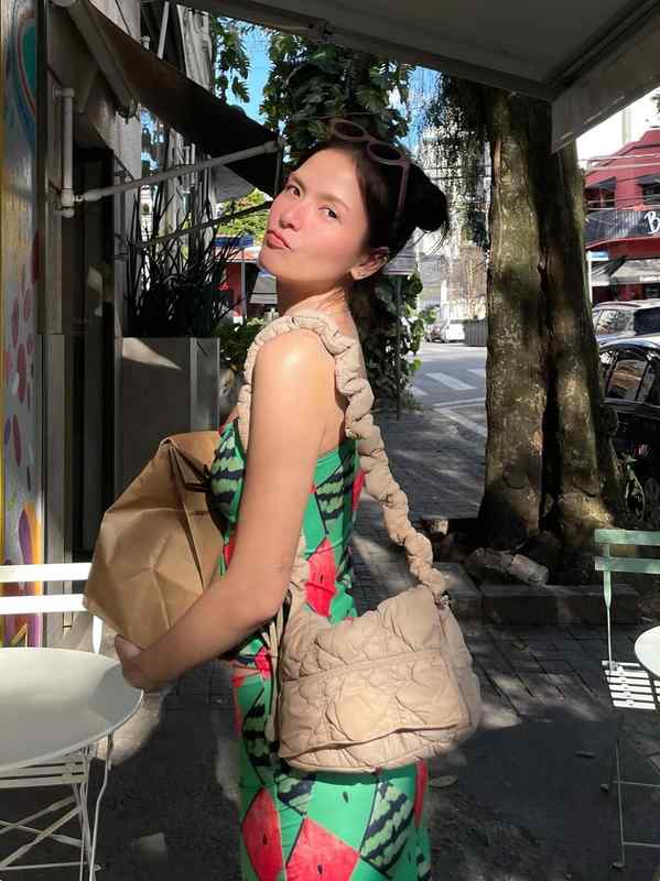  深陷无助时刻的至暗经历：如何构建女性的安全防御网？ 情感心理