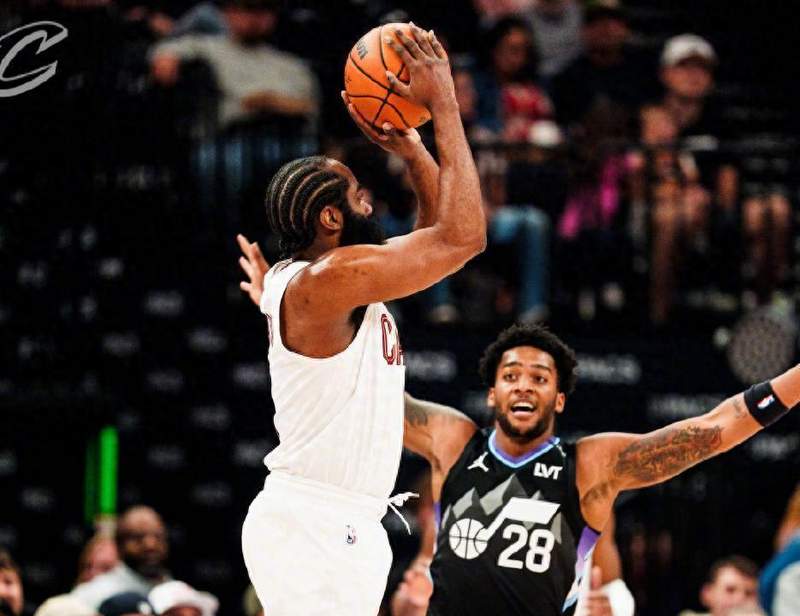 为何骑士应避开东部第三?深度解析哈登加盟后的排位策略 体育新闻