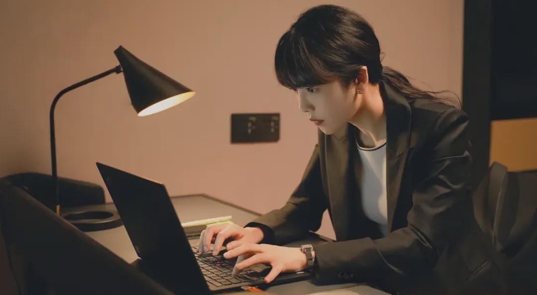  计算机类专业十年霸榜内幕：数据拆解与选专业底层逻辑 教育招生